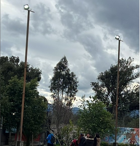 AGRADECIMIENTO POR DONACIÓN E INSTALACIÓN DE LUMINARIAS.