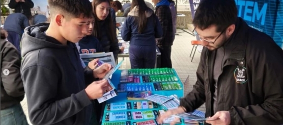 EN EL MES VACACIONAL ¡CELEBRAMOS LA OCTAVA FERIA DE CARRERAS!