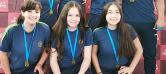 ¡CAMPEONAS COMUNALES!